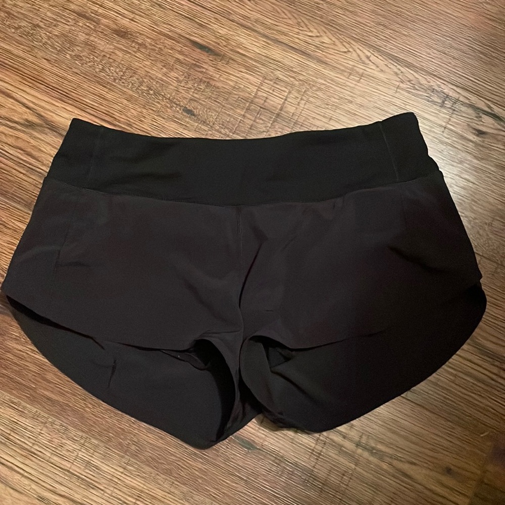 Black lulu shorts